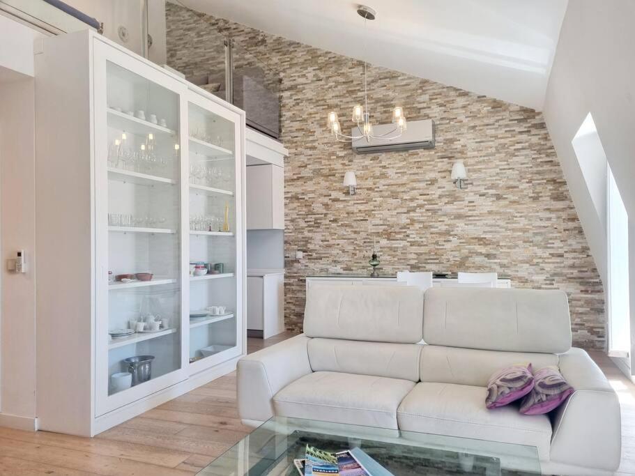Aurore Duplex - New Apartment 리스본 외부 사진